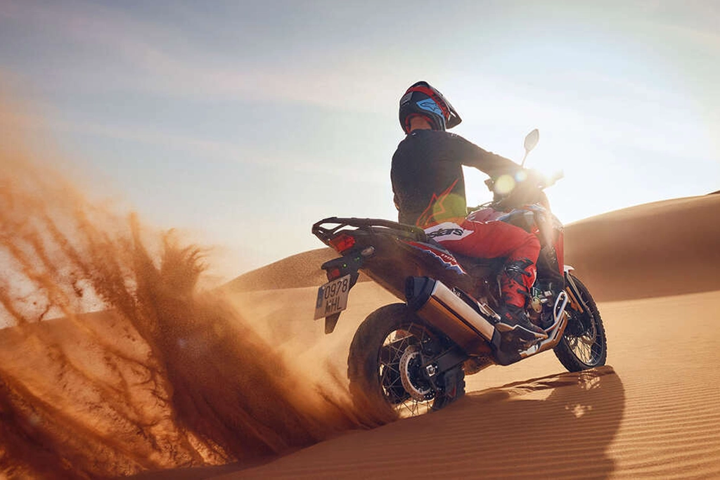 honda_africa_twin_banner_1515893171.webp
