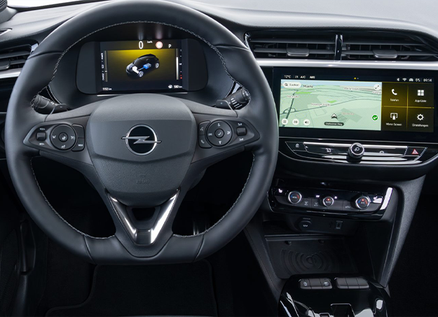 Intérieur moderne de l’Opel Corsa avec écran tactile central